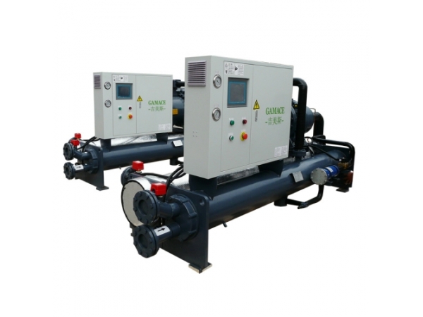 風(fēng)冷式冷水機(jī)制冷效果穩(wěn)定、適用范圍廣且不挑安裝環(huán)境